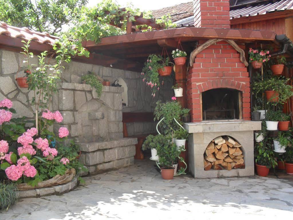 Family Hotel Nadejda Banszko Kültér fotó